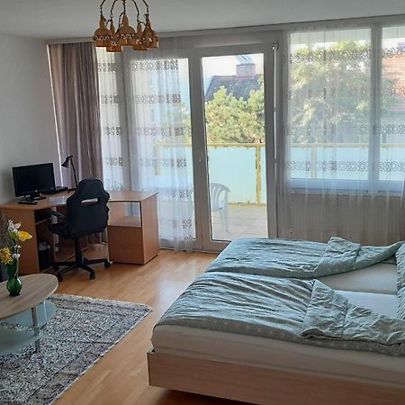 Serviced Apartment With Sunny Balcony ウィーン エクステリア 写真