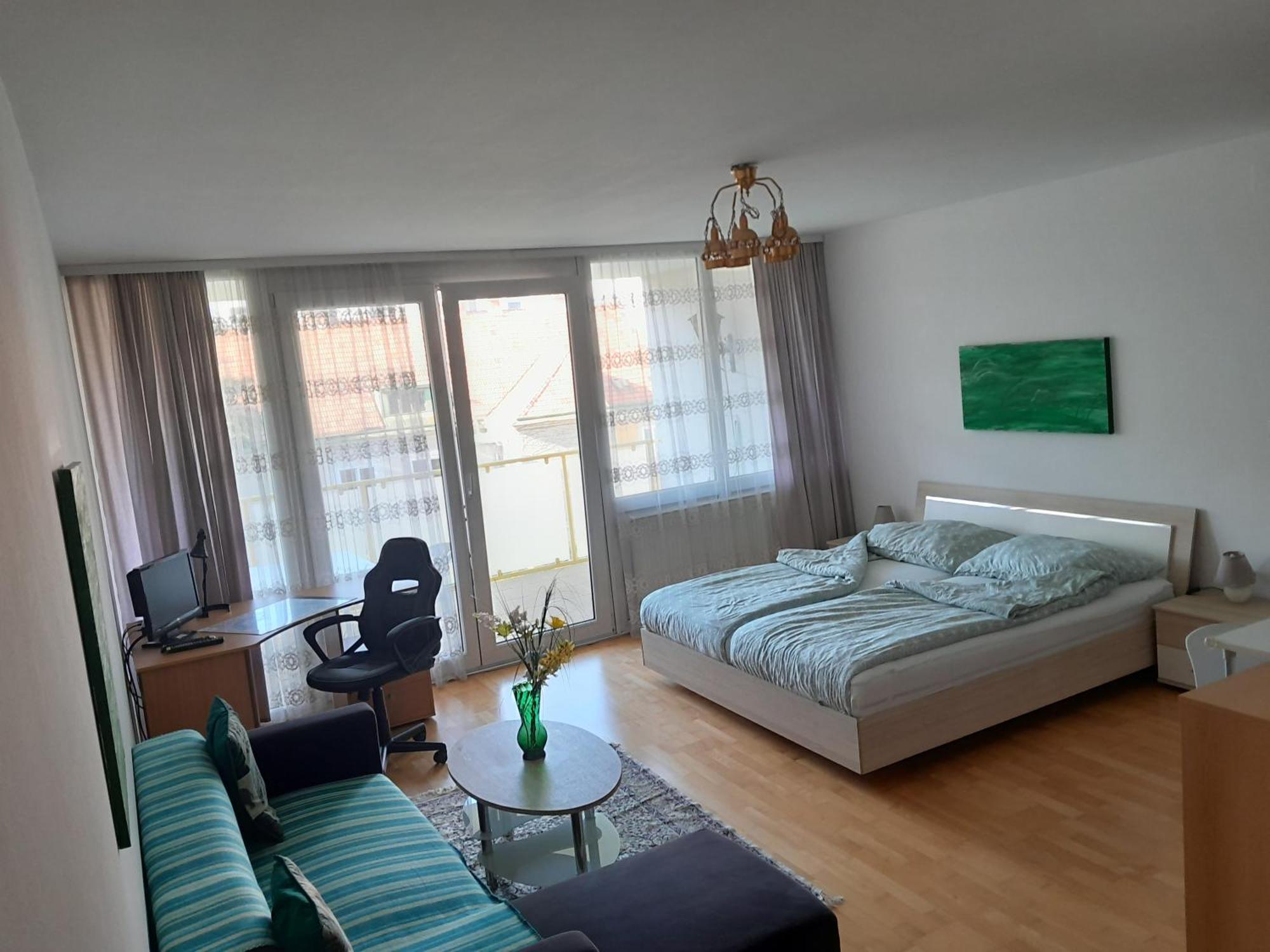 Serviced Apartment With Sunny Balcony ウィーン エクステリア 写真
